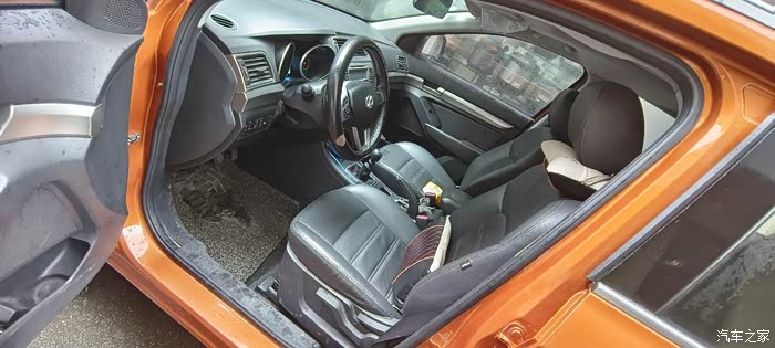 16年3月北汽绅宝x65,2.0t六速永春挡.动力足,多种驾