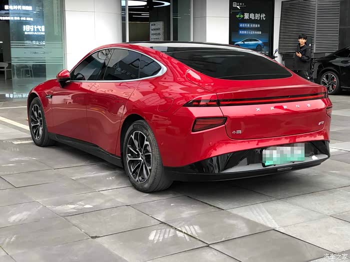 小鹏p7 2020款 p7 670n 20年9月上牌 6.