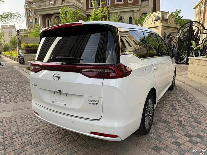 最新到店21年传奇m6,实表3.4万公里,全车原版原漆,多功