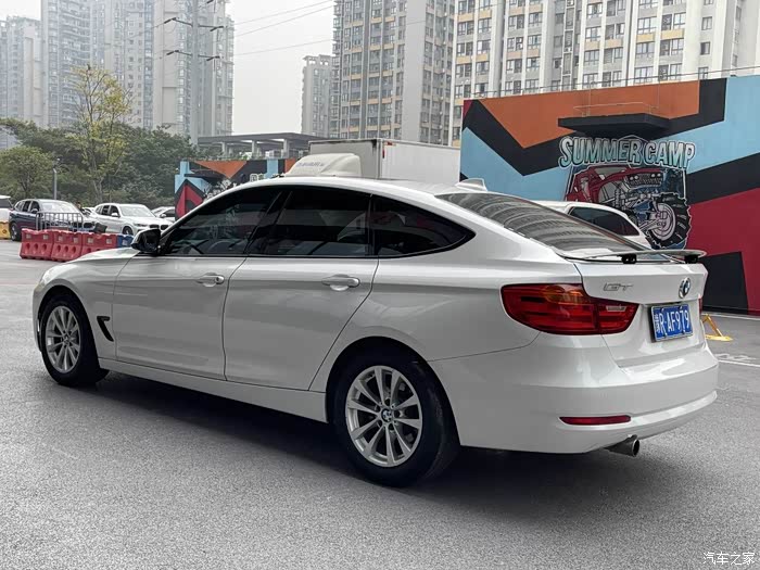 宝马3系gt2014款320i领先型1388
