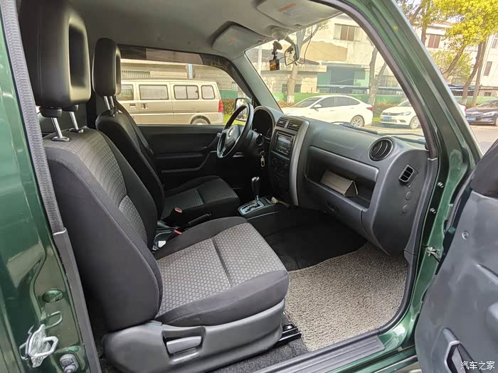 无锡2021年8万公里素车吉姆尼7万