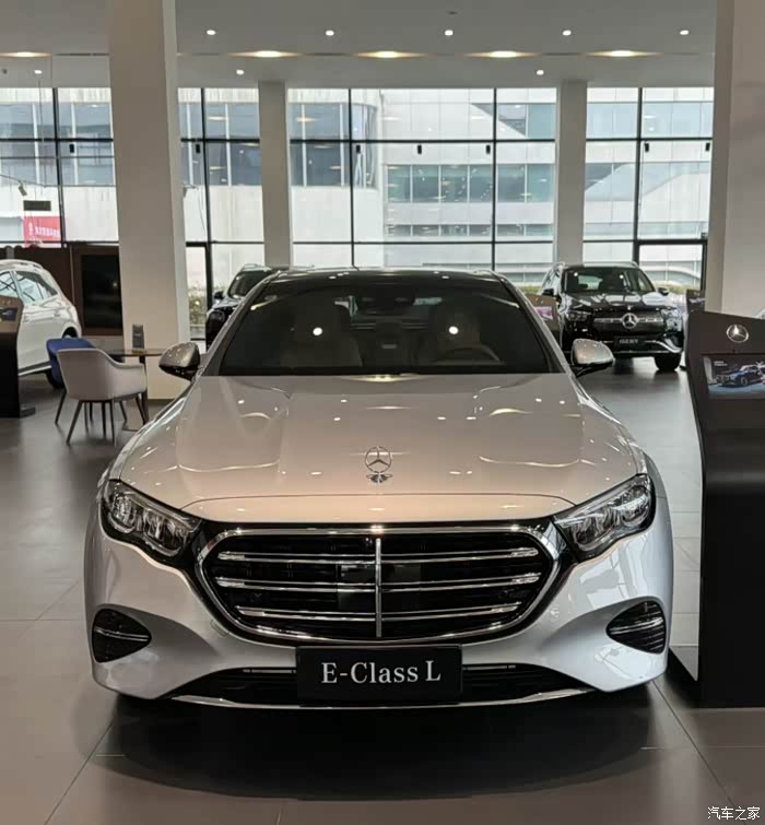 2024款奔驰e时空银