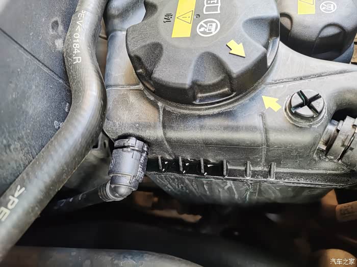 b48发动机11万公里更换副水壶