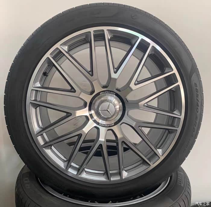 奔驰gls6322寸原厂轮毂轮胎一套喜欢的来
