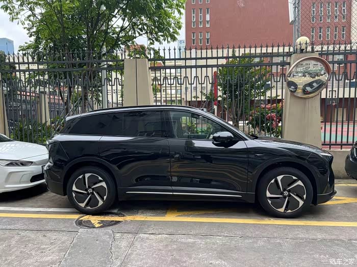 驾驭黑武士蔚来es6,用车体验分享