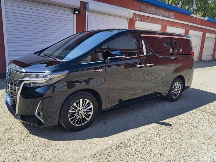 出一台2020年11月底上牌,尊贵埃尔法,5万公里,全车原漆