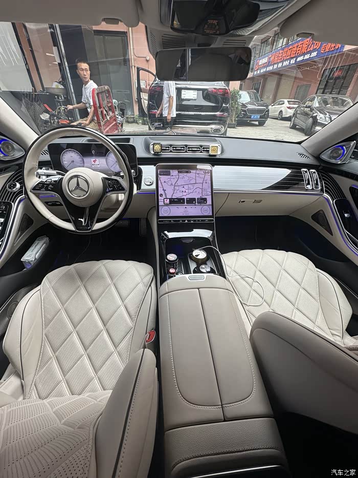 迈巴赫s480花不到十w将内饰豪华感拉满