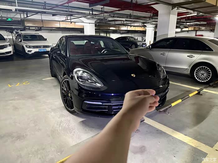 19年帕拉梅拉黑武士一手户,原版原漆2.4万公里,满配