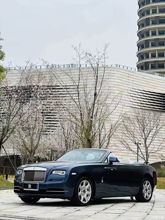 点击:>1|回复:>0劳斯莱斯论坛>劳斯17年曜影外蓝内绿松石五万公里精品