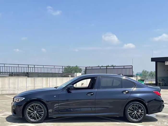 21年宝马325li m运动耀夜 6万公里 原版车况 一手车