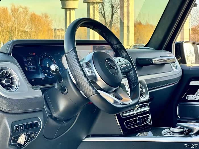 21年21款奔驰g500中归