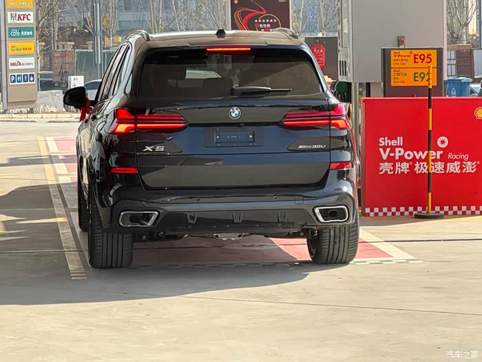 坐标武汉炭黑20tx5尊享m运动耀夜提车作业