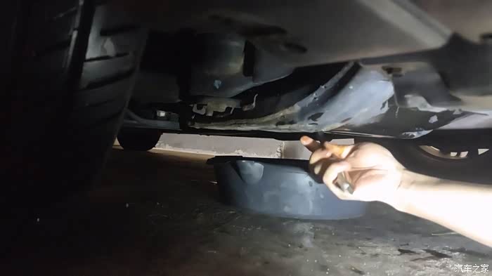 机油diy系列美版七代丰田凯美瑞diy换机油保养