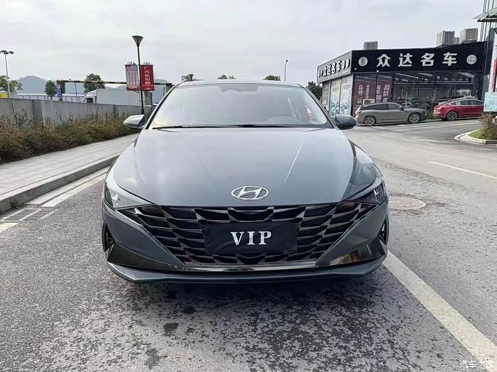 2022年的现代伊兰特自动天窗车况精品2万公里价格8