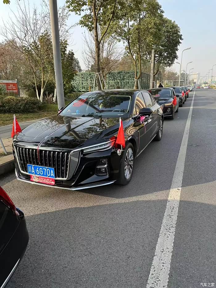 我是四川成都车主,提车价格为18万,目前已经行驶1w公里,接