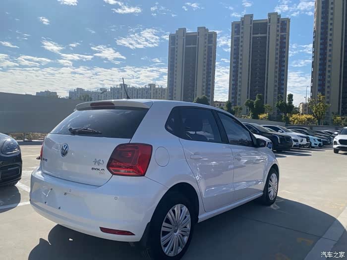 16年大众polo16高配竟然这个价