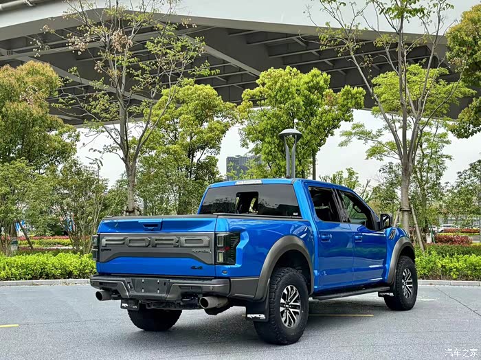 最新购入 20年福特f150猛禽性能进化版,全车原版原漆,配