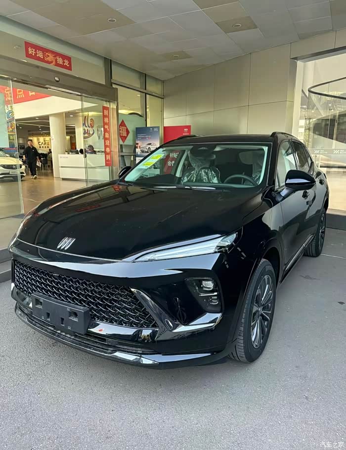 全新改版的昂科威s之保时别像macan