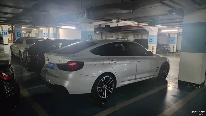 【图】出19年19款330gt耀夜四驱,坐标东莞,19年11月上牌_宝马3系gt