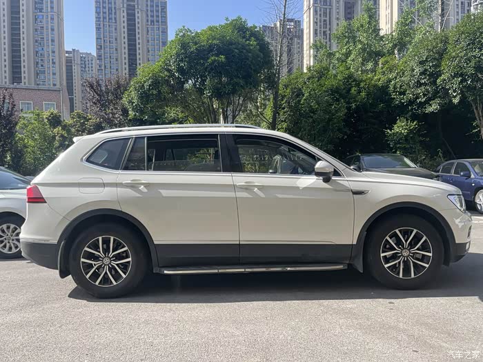 大众 途观l 2017款 330tsi 自动两驱舒适版,行驶