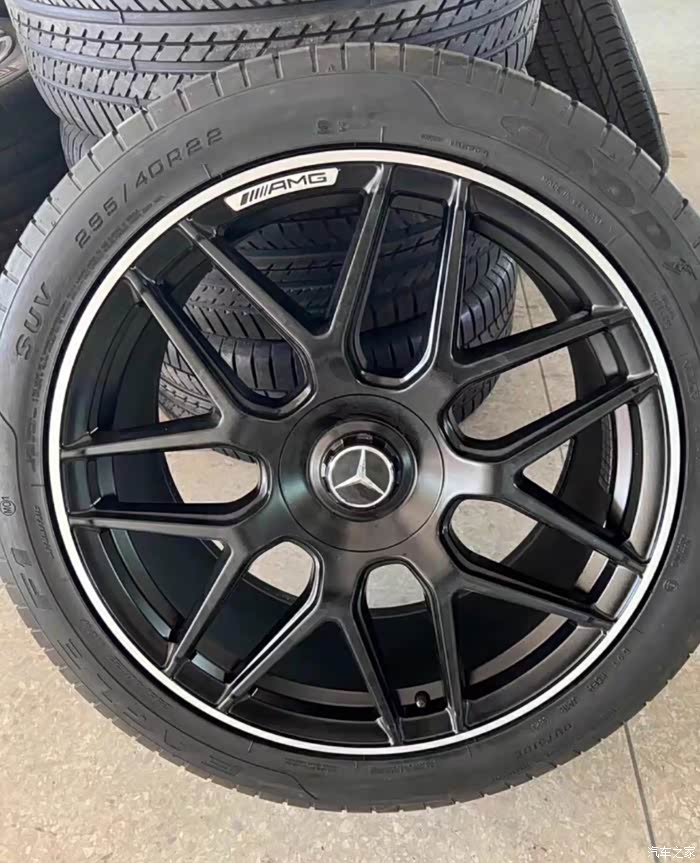 22寸奔驰g63轮毂黑色银色边带胎一套精品鞋直得拥有