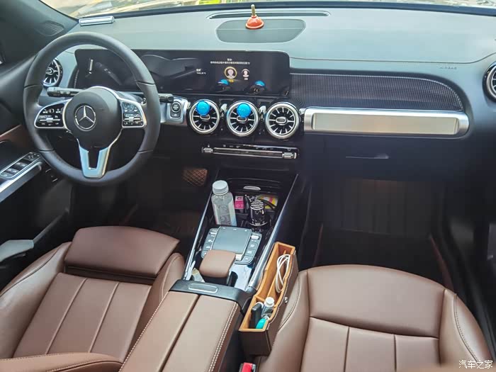 202211奔驰glb220动感5座自动20t实表9000公里极品车况