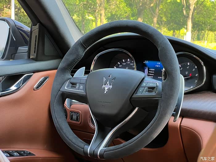 【图】全国唯一二手18年总裁sq4豪华版_玛莎拉蒂论坛_汽车之家论坛