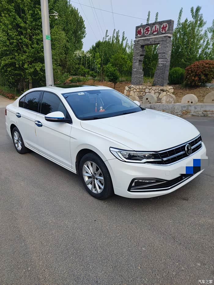 2021年1月份买的全新宝来手动舒适智联版,手动高配,车况很