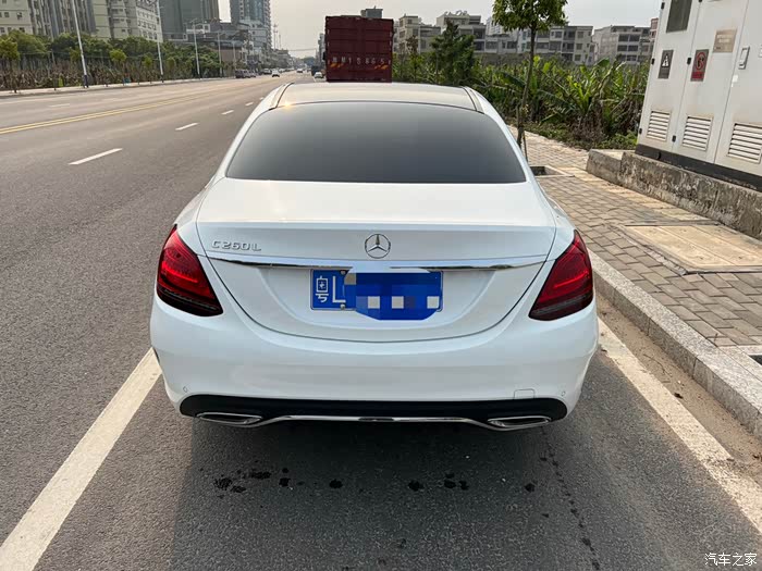 出售自用一手车20款20年c260l运动版实表还有三年免