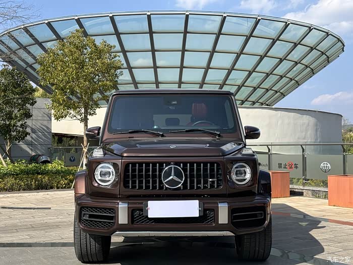 22年上牌奔驰g63美规原漆车况安全行驶一万公里车况精