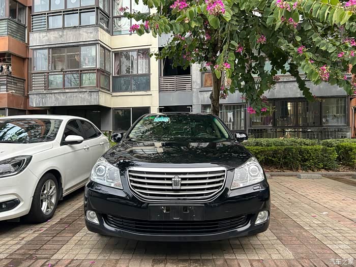 出10年13代真皮导航版皇冠5万5千公里18年28周换的