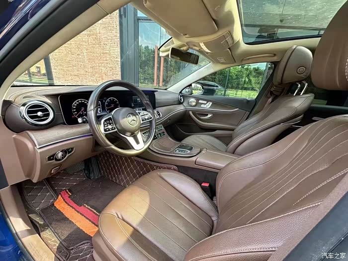 新的19年奔驰e300l时尚型车况无重大事故精品