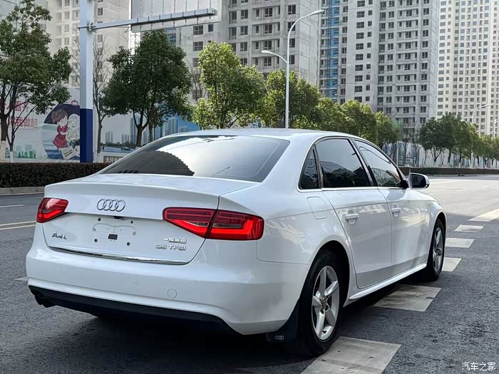 奥迪a4l 35tfsi 自动标准型 车况原