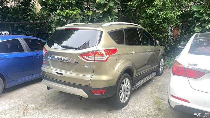 13款福特翼虎顶配20t动力足公里数9万平时保养得