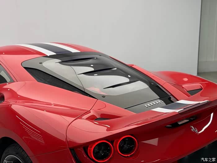 22年法拉利f83600公里实表超帅黑武士原版原漆0出