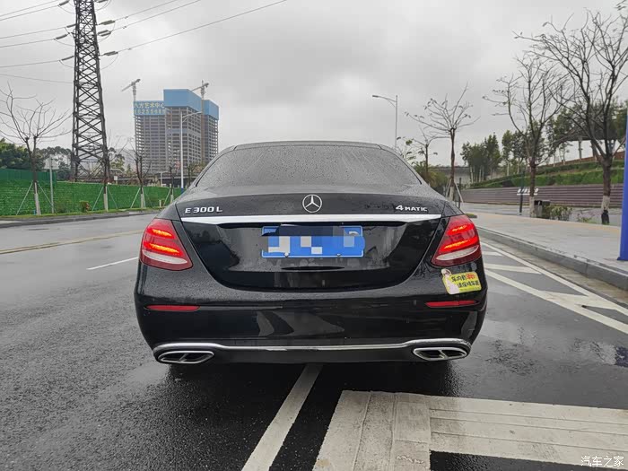 2017年1月奔驰e300l立标豪华型最美黑粽20t双
