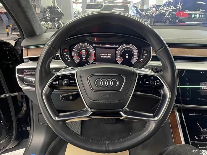 2020年奥迪a8l五座豪华版