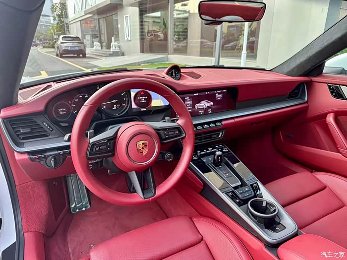 22年保时捷9928500公里原版原漆一手车