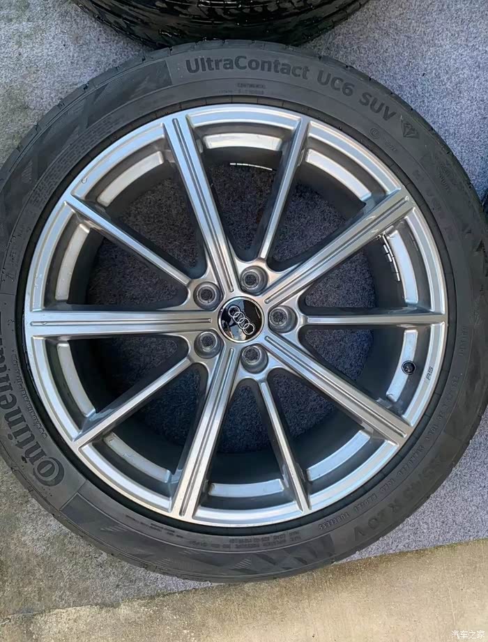 20寸奥迪q5l原厂轮毂轮胎,感兴趣的来