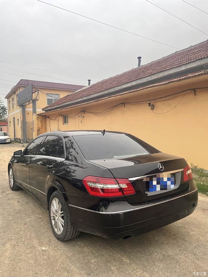 11年奔驰e200全网最低