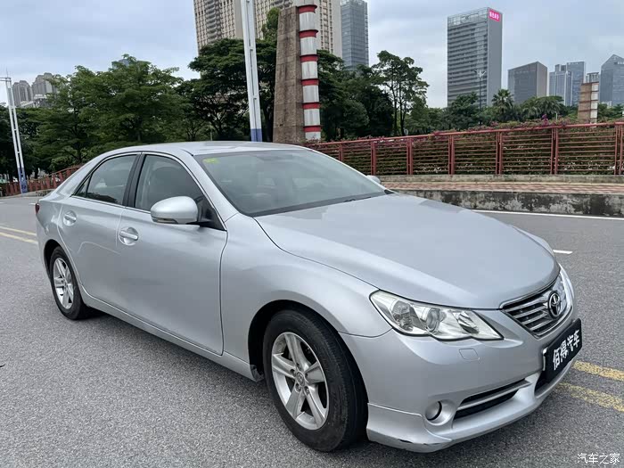 2010年12月上牌锐志2.5s丰度菁华,刚出磨合期15万多