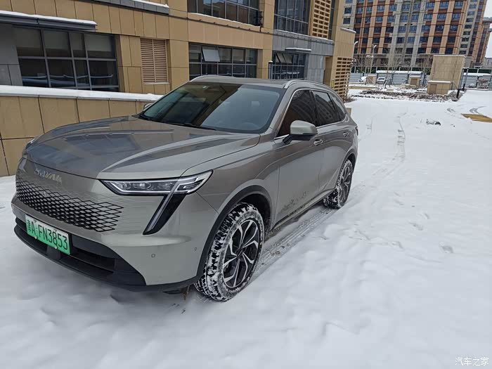 瑞雪兆丰年枭龙max伴你左右