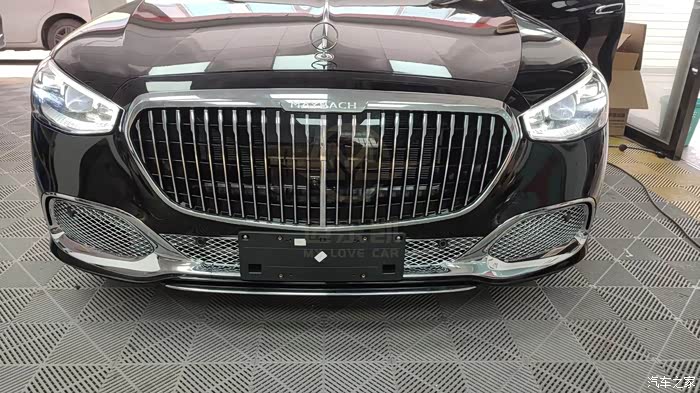 迈巴赫s480升级680银色格栅