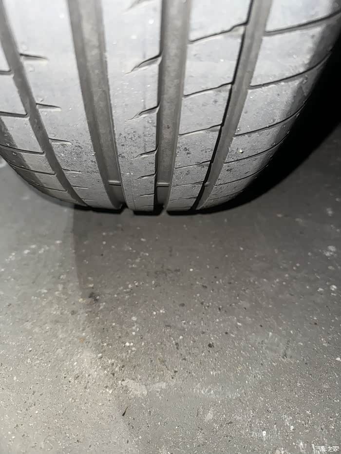 出4条宝马mini原厂固特异防爆胎2054018下地