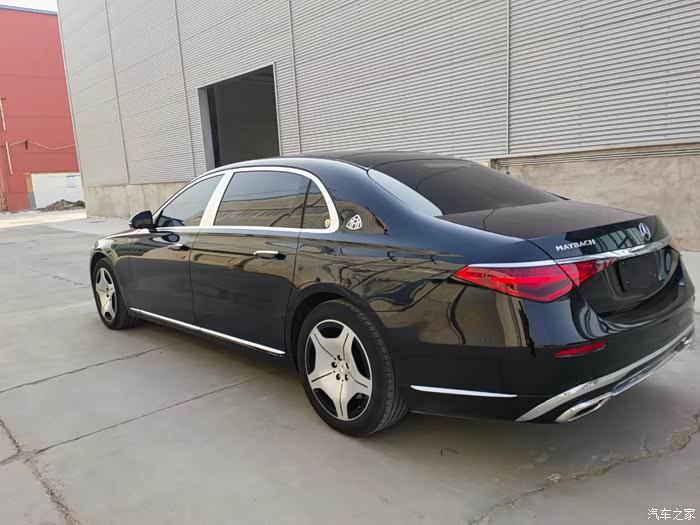 2023年迈巴赫s480价格不高后面小追尾实车况完美批