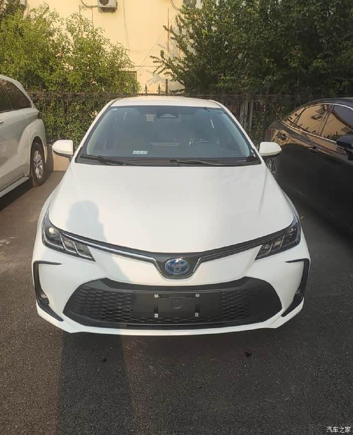 靓价来了卡罗拉双擎先锋落地102卡罗拉双擎精英落地