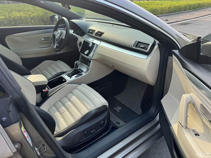 11年进口大众cc36l四驱顶配版指导价5368多功