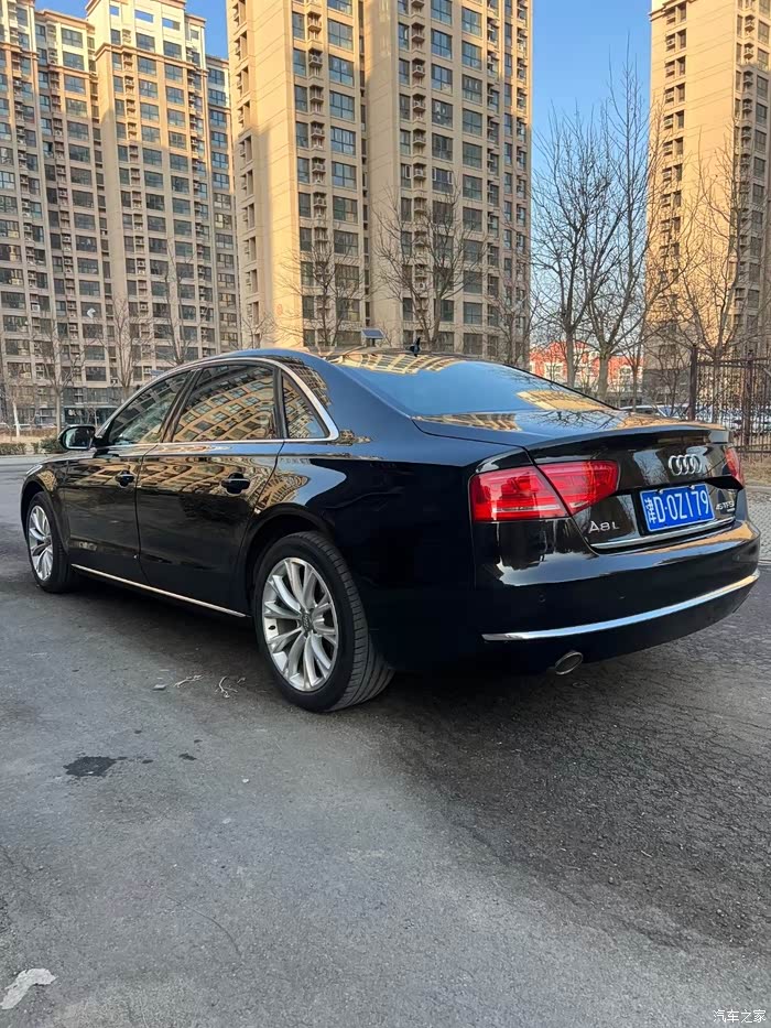 2014年海关进口奥迪a8l45tfsi舒适型四驱3