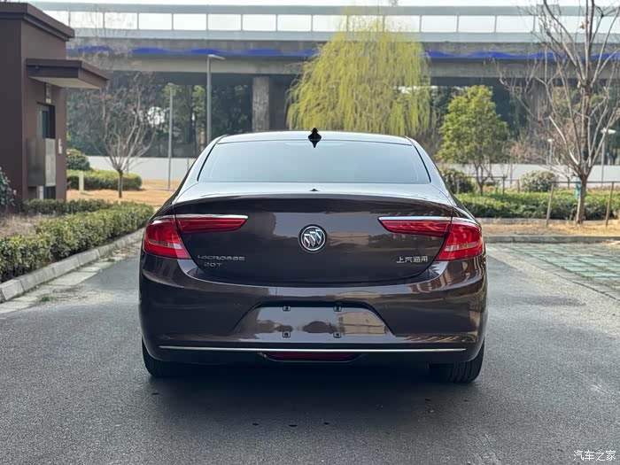 17年别克君越20t精英版一手车原版车况座椅通风加热自