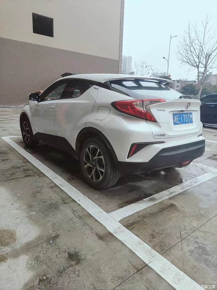 拿下极品车21年上牌丰田chr20自动高配带电动座